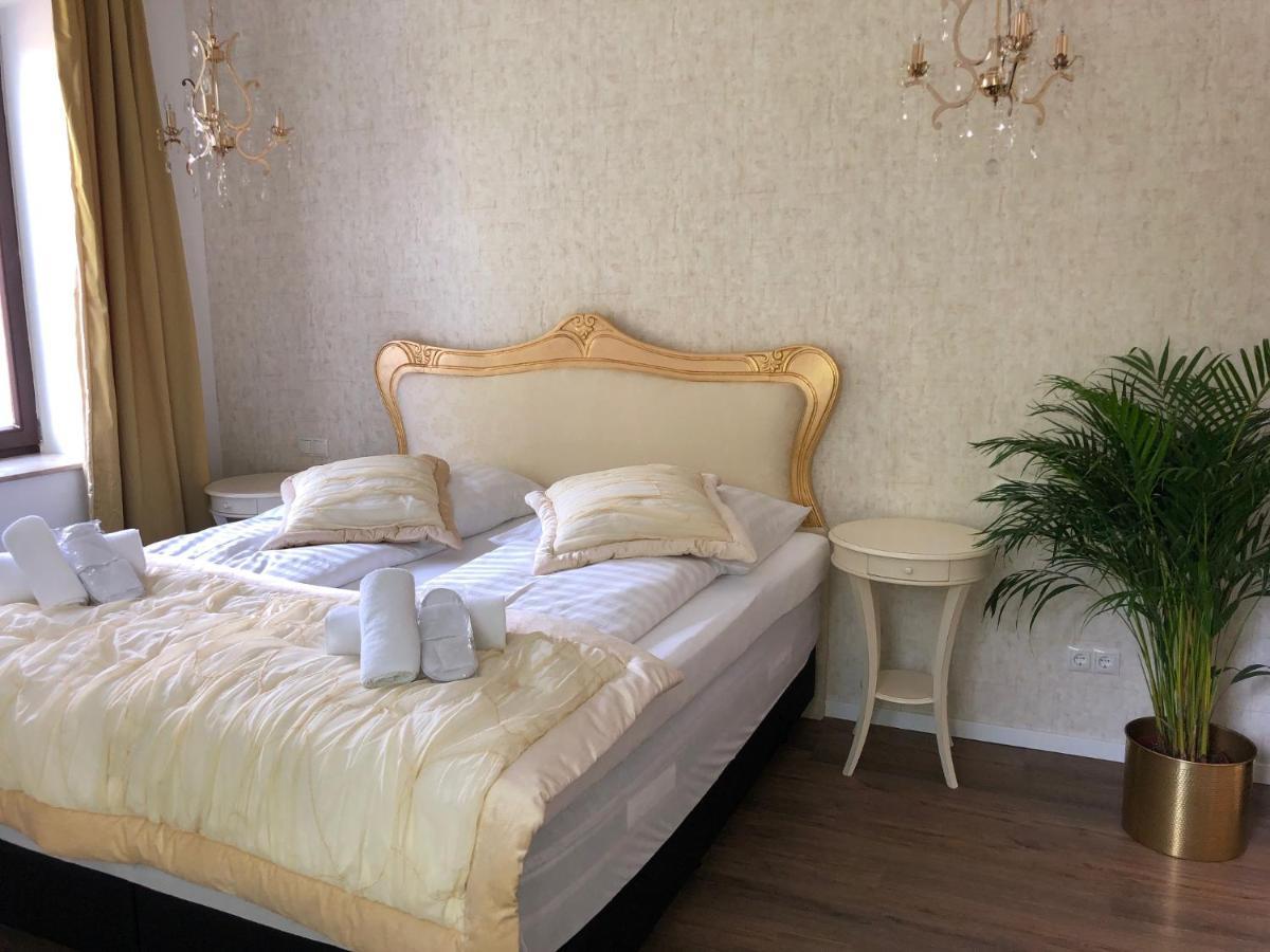Boutique-Hotel „Altes Rathaus“ Lahnstein Exteriör bild